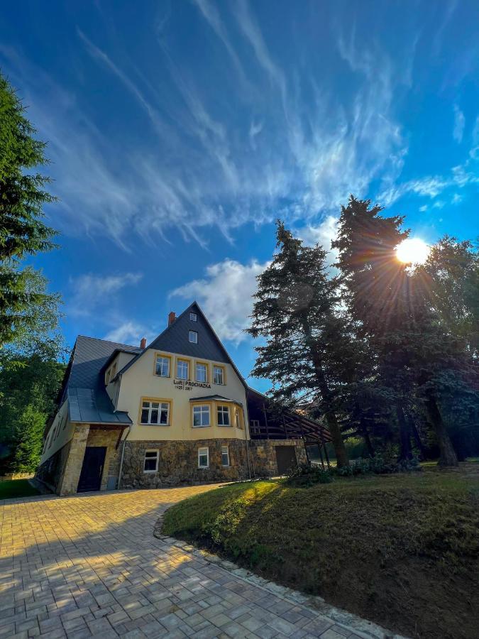 Resort Luft Sneznik Exterior photo